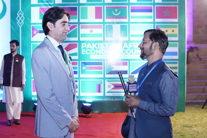 Commemorative presentation at the PAC Oath Swearing Ceremony.